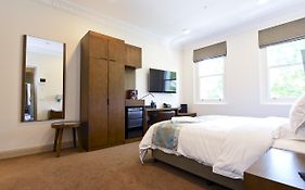 Clarendon Hotel